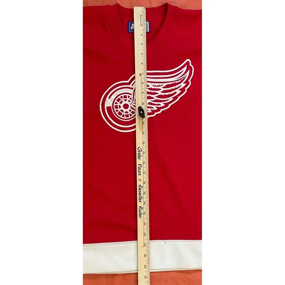 Vintage Red Starter Detroit Red Wings Hockey Jersey‎ Size Youth L/XL  Stained